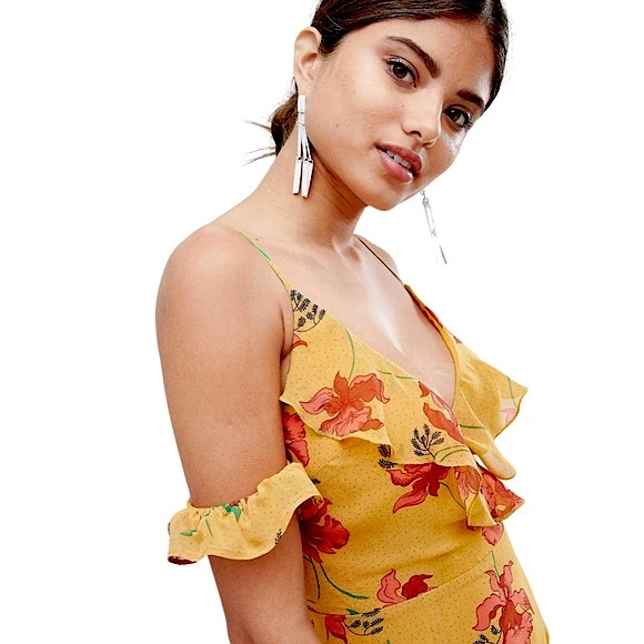 Missguided Floral Ruffle Wrap Dress - Picture 2 of 9